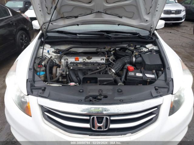 Photo 9 VIN: 1HGCP2F79BA076761 - HONDA ACCORD 