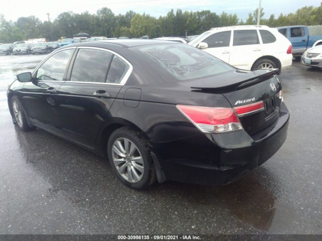 Photo 2 VIN: 1HGCP2F79CA170060 - HONDA ACCORD SDN 