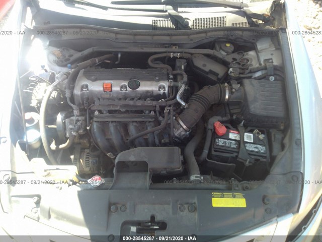 Photo 9 VIN: 1HGCP2F7XAA034808 - HONDA ACCORD SDN 