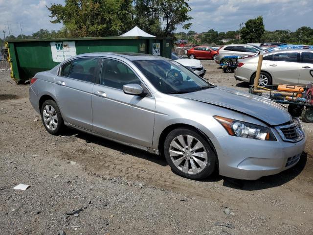 Photo 3 VIN: 1HGCP2F7XAA087119 - HONDA ACCORD EX 