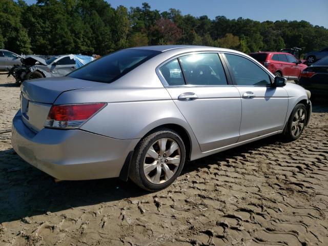 Photo 2 VIN: 1HGCP2F7XAA121785 - HONDA ACCORD EX 