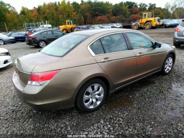 Photo 3 VIN: 1HGCP2F7XAA151790 - HONDA ACCORD SDN 