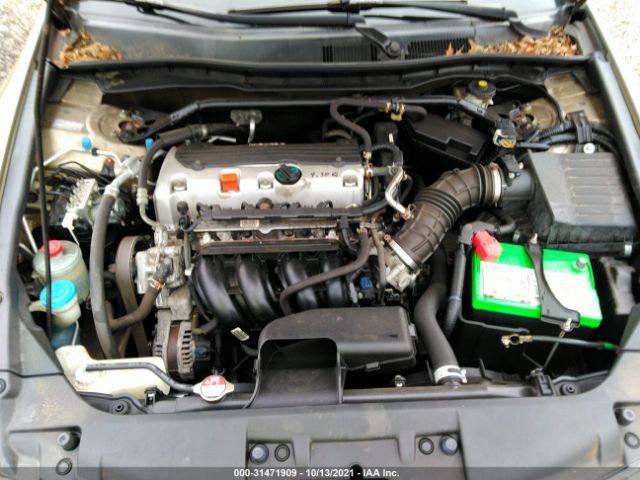 Photo 9 VIN: 1HGCP2F7XAA151790 - HONDA ACCORD SDN 