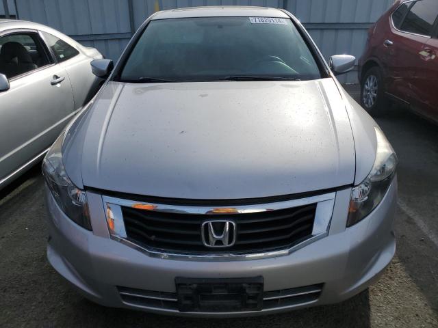 Photo 4 VIN: 1HGCP2F7XAA169660 - HONDA ACCORD EX 