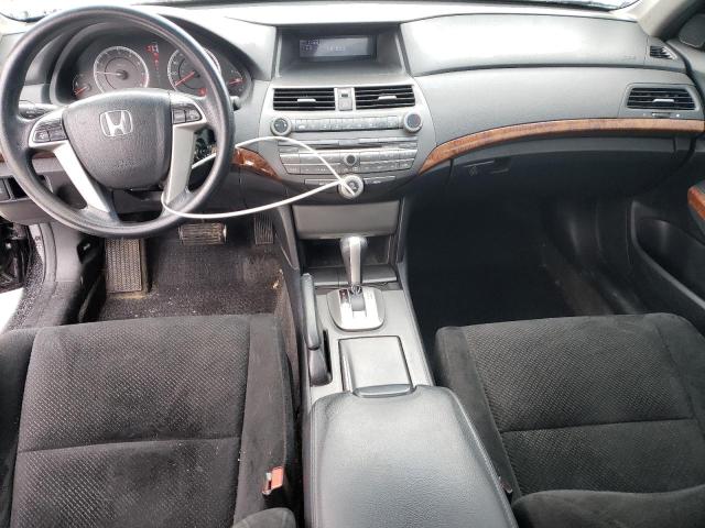 Photo 7 VIN: 1HGCP2F7XBA035619 - HONDA ACCORD EX 