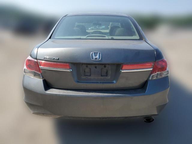 Photo 5 VIN: 1HGCP2F7XBA091379 - HONDA ACCORD 