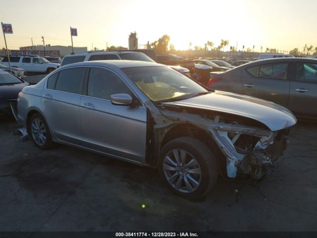 Photo 0 VIN: 1HGCP2F7XBA109136 - HONDA ACCORD 