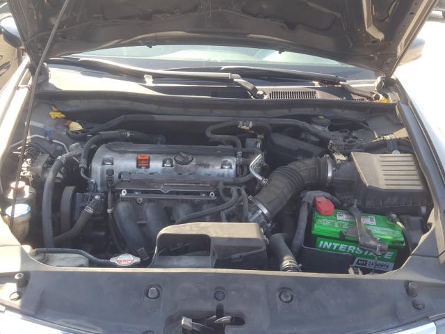 Photo 6 VIN: 1HGCP2F7XBA112425 - HONDA ACCORD EX 