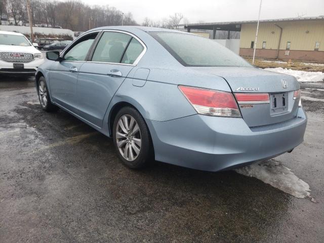 Photo 2 VIN: 1HGCP2F7XBA138037 - HONDA ACCORD EX 