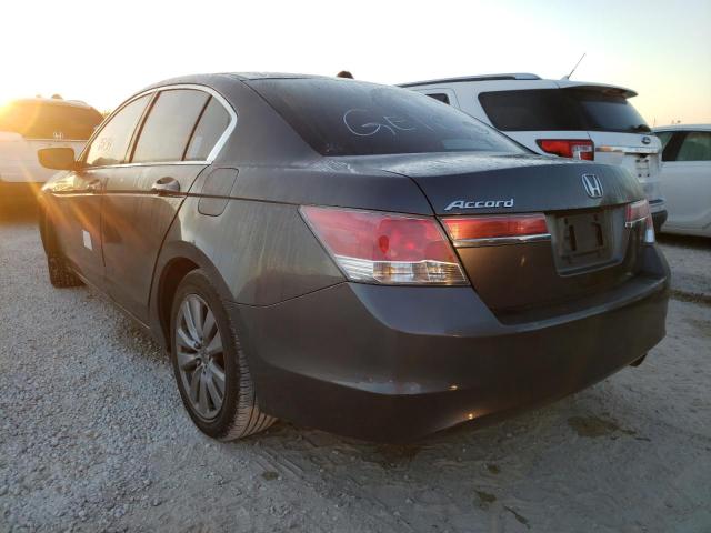 Photo 2 VIN: 1HGCP2F7XCA024864 - HONDA ACCORD EX 