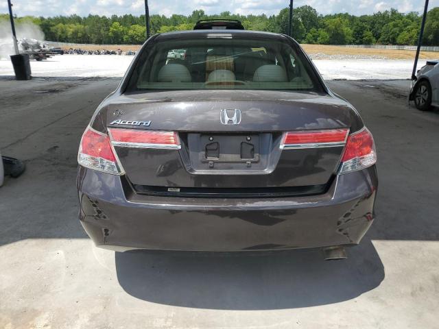 Photo 5 VIN: 1HGCP2F7XCA028235 - HONDA ACCORD 