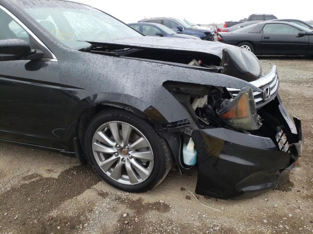 Photo 8 VIN: 1HGCP2F7XCA085129 - HONDA ACCORD EX 