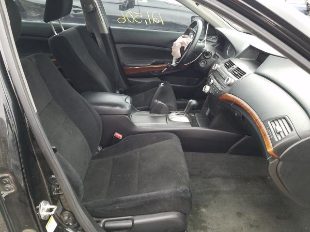 Photo 4 VIN: 1HGCP2F7XCA086958 - HONDA ACCORD 