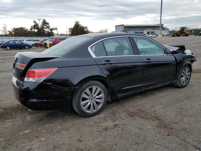 Photo 2 VIN: 1HGCP2F7XCA112250 - HONDA ACCORD 