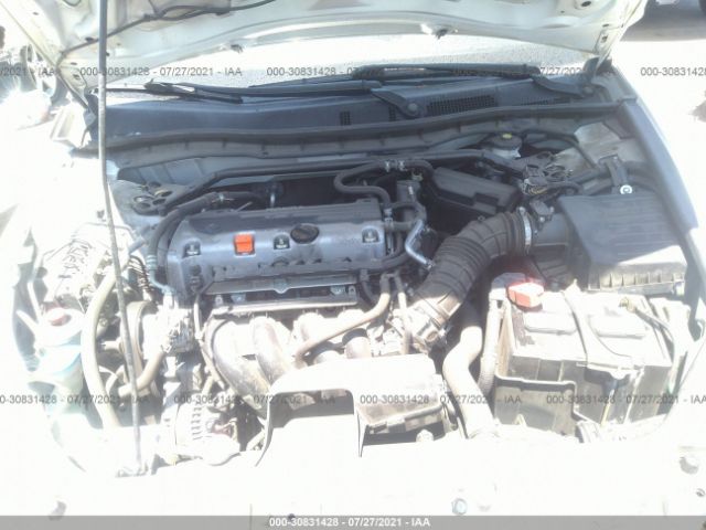 Photo 9 VIN: 1HGCP2F7XCA117125 - HONDA ACCORD SDN 