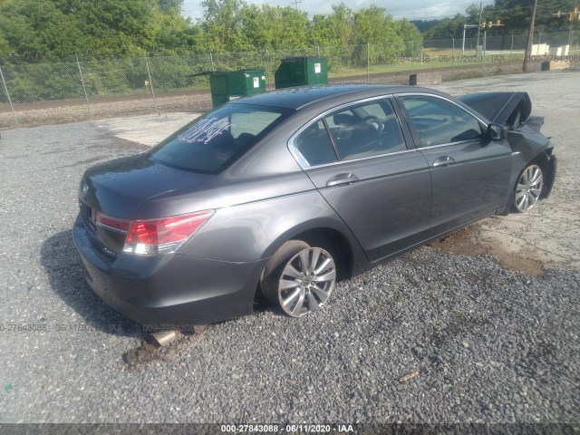 Photo 3 VIN: 1HGCP2F7XCA165613 - HONDA ACCORD SDN 