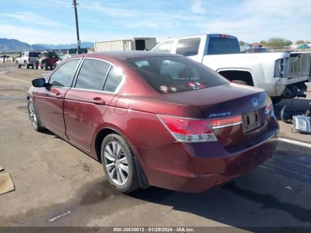 Photo 2 VIN: 1HGCP2F7XCA173372 - HONDA ACCORD 