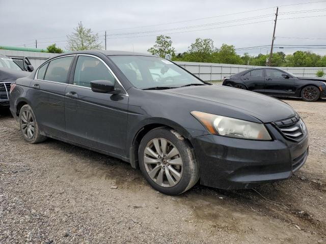 Photo 3 VIN: 1HGCP2F7XCA185165 - HONDA ACCORD 