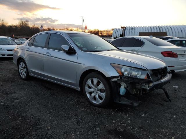 Photo 3 VIN: 1HGCP2F80AA005312 - HONDA ACCORD EXL 