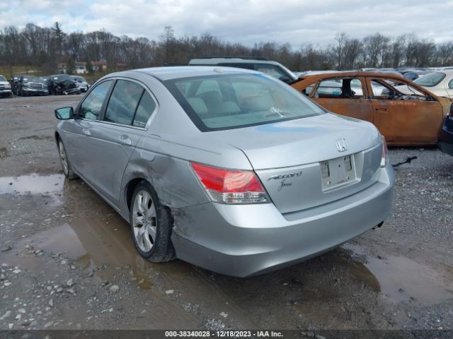 Photo 2 VIN: 1HGCP2F80AA033756 - HONDA ACCORD 