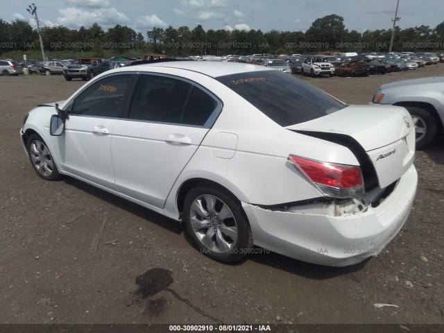 Photo 2 VIN: 1HGCP2F80AA075859 - HONDA ACCORD SDN 