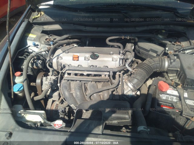 Photo 9 VIN: 1HGCP2F80AA081645 - HONDA ACCORD SDN 