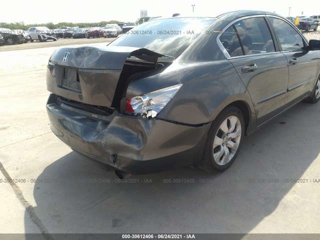 Photo 5 VIN: 1HGCP2F80AA088627 - HONDA ACCORD SDN 