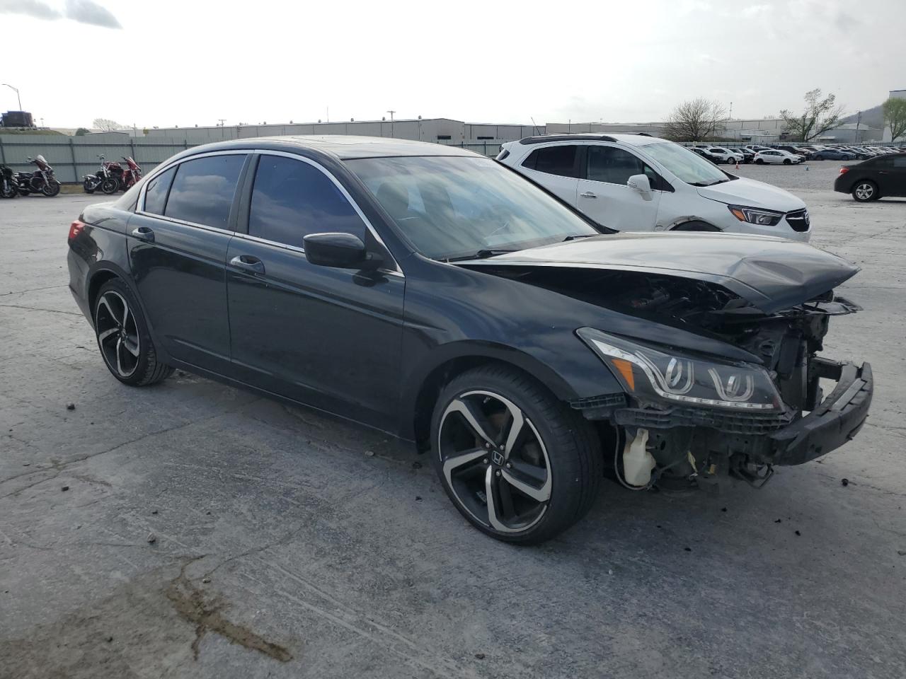 Photo 3 VIN: 1HGCP2F80AA098154 - HONDA ACCORD 