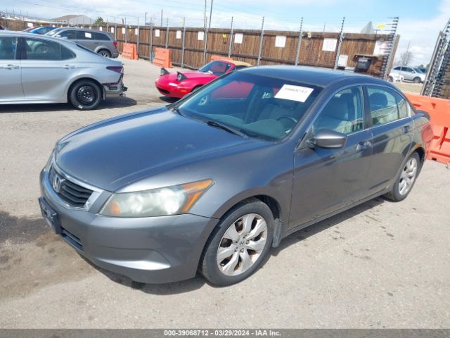 Photo 1 VIN: 1HGCP2F80AA101117 - HONDA ACCORD 