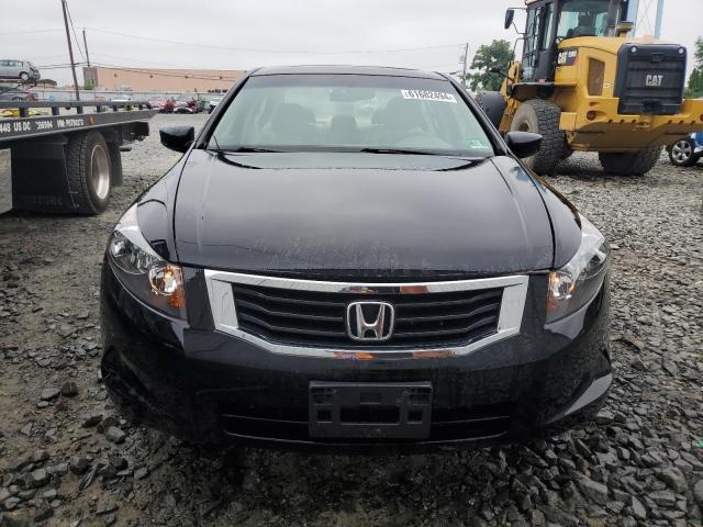 Photo 4 VIN: 1HGCP2F80AA145439 - HONDA ACCORD 