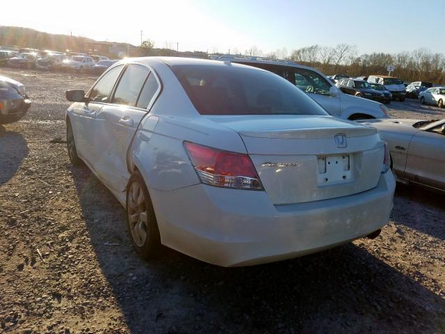 Photo 2 VIN: 1HGCP2F80AA155999 - HONDA ACCORD EXL 