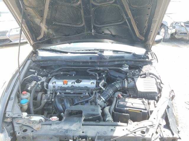 Photo 6 VIN: 1HGCP2F80BA000130 - HONDA ACCORD EXL 