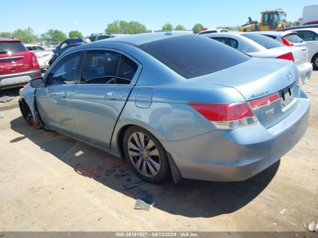 Photo 2 VIN: 1HGCP2F80BA023049 - HONDA ACCORD 