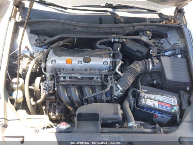 Photo 9 VIN: 1HGCP2F80BA023049 - HONDA ACCORD 