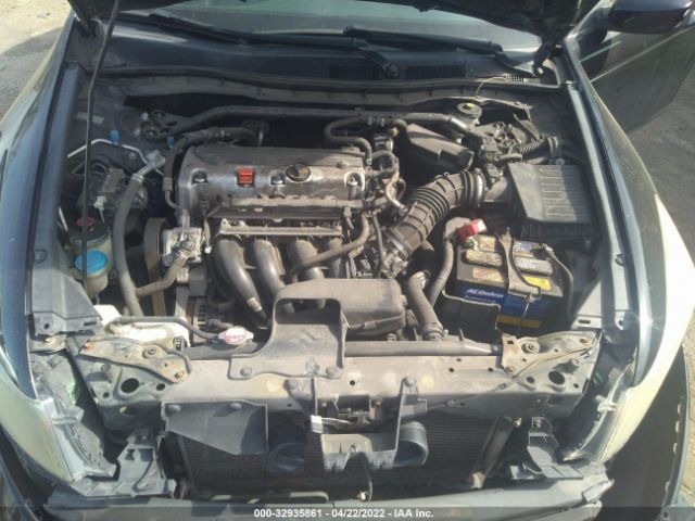 Photo 9 VIN: 1HGCP2F80BA026825 - HONDA ACCORD SDN 