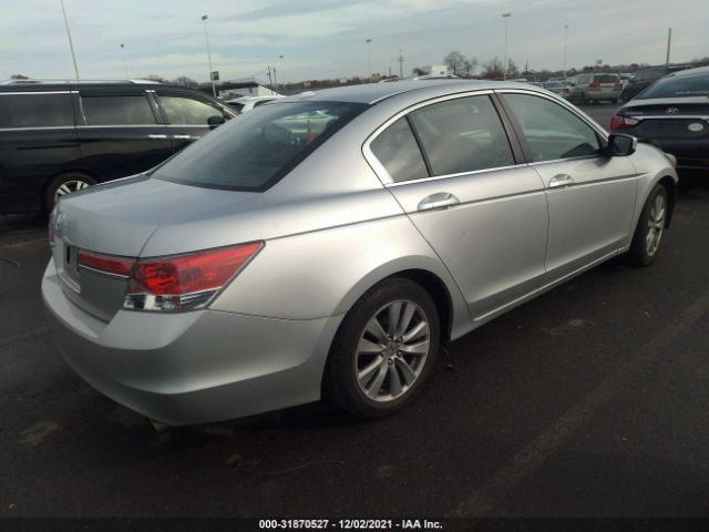 Photo 3 VIN: 1HGCP2F80BA026954 - HONDA ACCORD SDN 