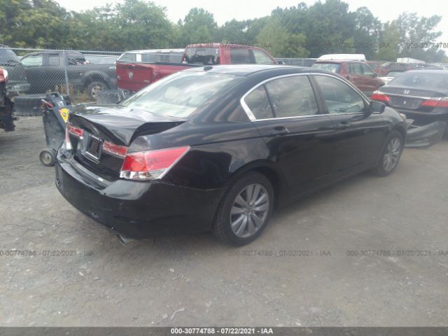 Photo 3 VIN: 1HGCP2F80BA028798 - HONDA ACCORD SDN 