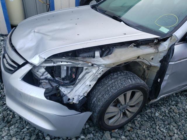 Photo 8 VIN: 1HGCP2F80BA049215 - HONDA ACCORD EXL 