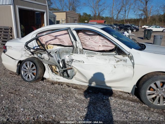 Photo 5 VIN: 1HGCP2F80BA050820 - HONDA ACCORD 