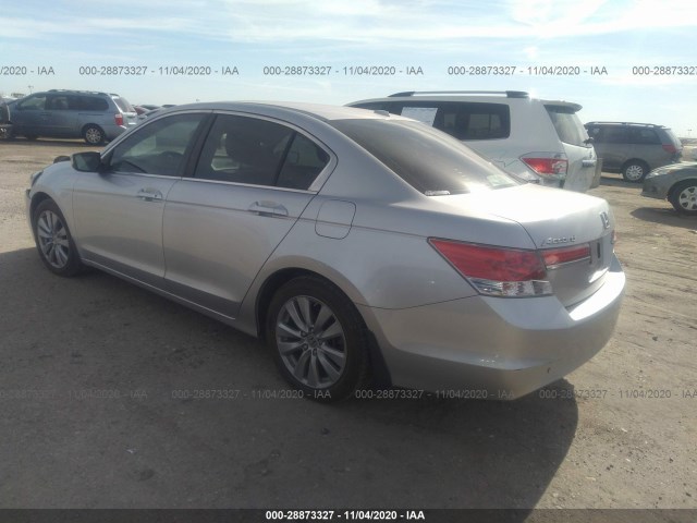 Photo 2 VIN: 1HGCP2F80BA077225 - HONDA ACCORD SDN 