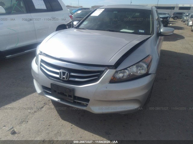 Photo 5 VIN: 1HGCP2F80BA077225 - HONDA ACCORD SDN 