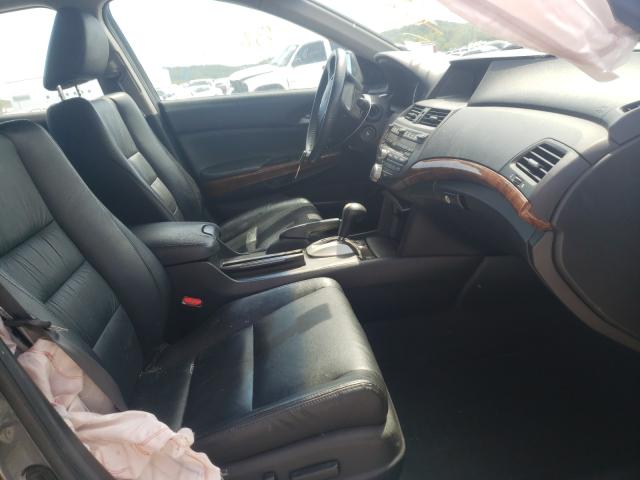 Photo 4 VIN: 1HGCP2F80BA080979 - HONDA ACCORD EXL 