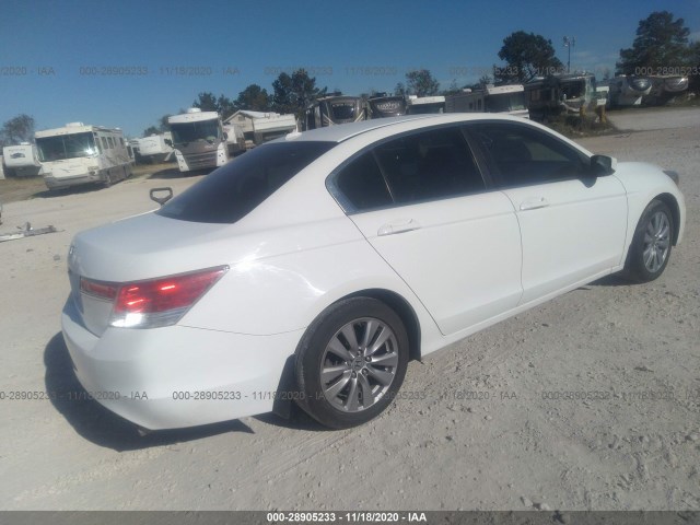 Photo 3 VIN: 1HGCP2F80BA082960 - HONDA ACCORD SDN 