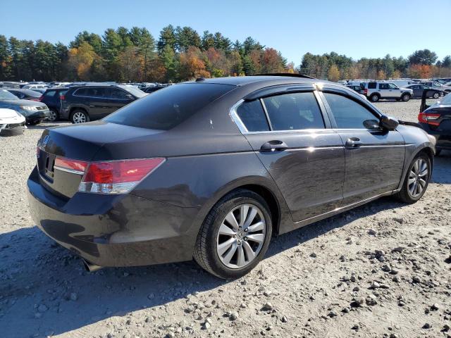 Photo 2 VIN: 1HGCP2F80BA086698 - HONDA ACCORD 