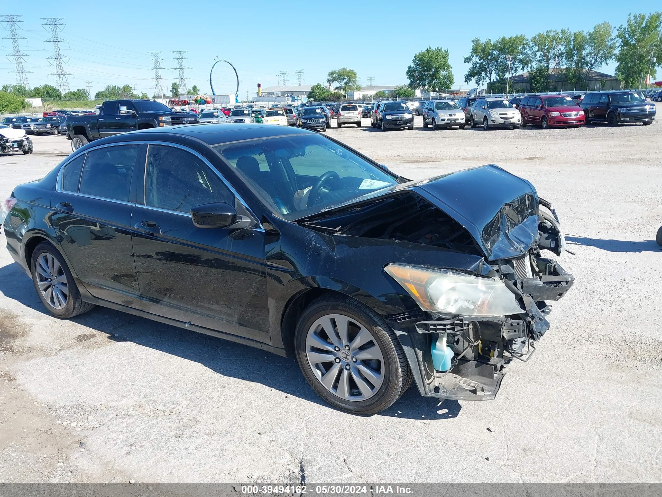 Photo 0 VIN: 1HGCP2F80BA102205 - HONDA ACCORD 