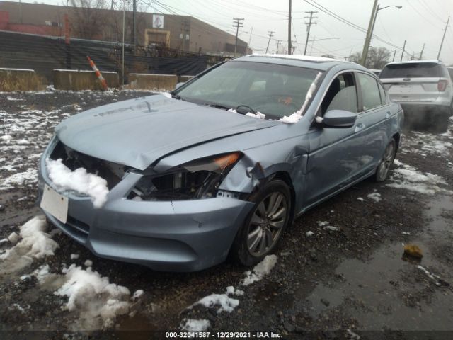 Photo 1 VIN: 1HGCP2F80BA102740 - HONDA ACCORD SDN 