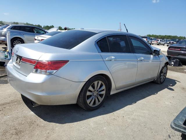 Photo 2 VIN: 1HGCP2F80BA105220 - HONDA ACCORD EXL 