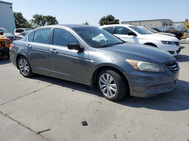 Photo 3 VIN: 1HGCP2F80BA106884 - HONDA ACCORD 