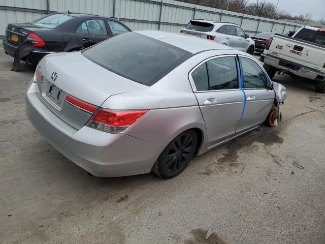 Photo 2 VIN: 1HGCP2F80BA114791 - HONDA ACCORD 