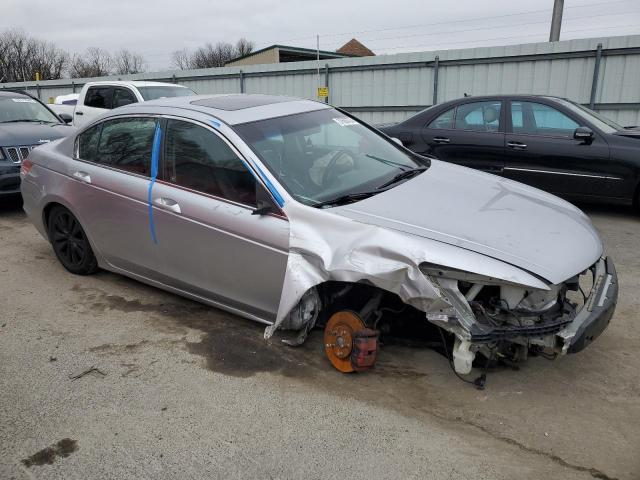 Photo 3 VIN: 1HGCP2F80BA114791 - HONDA ACCORD 